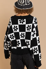 Load image into Gallery viewer, Oversized Round Neckline Sweater Top