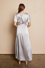 Cargar imagen en el visor de la galería, The Lumière de Paris Dress