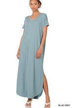 Cargar imagen en el visor de la galería, VISCOSE SIDE SLIT V-NECK SHORT SLEEVE MAXI DRESS
