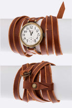 Cargar imagen en el visor de la galería, Leather Wrap Around Bracelet Fashion Watch
