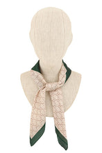 Load image into Gallery viewer, Scarf Zoey
