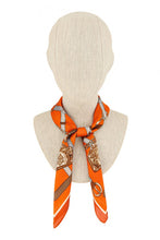 Load image into Gallery viewer, Scarf Indie
