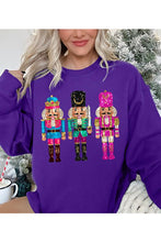 Cargar imagen en el visor de la galería, UNISEX FLEECE SWEATSHIRT
