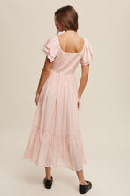 Cargar imagen en el visor de la galería, Square Neck Ruffled Short Sleeve Maxi Dress
