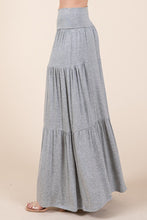 Cargar imagen en el visor de la galería, Solid Tiered Ruffle Skirt
