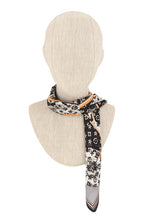 Cargar imagen en el visor de la galería, Scarf Kinsley

