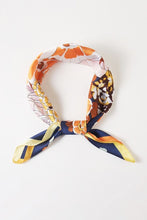 Cargar imagen en el visor de la galería, Scarf Bria
