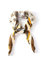Cargar imagen en el visor de la galería, Scarf Delaney
