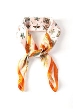 Cargar imagen en el visor de la galería, Scarf Delaney
