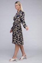 Cargar imagen en el visor de la galería, Allover Print Pleated Belted Dress
