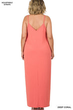 Cargar imagen en el visor de la galería, Plus V-Neck Cami Maxi Dress with Side Pockets
