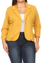 Cargar imagen en el visor de la galería, Plus size Solid, waist length blazer
