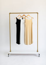 Cargar imagen en el visor de la galería, Layering Slip
