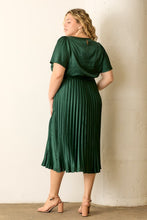 Cargar imagen en el visor de la galería, The Vivienne Dress
