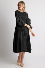 Cargar imagen en el visor de la galería, Flora Bell Midi Dress
