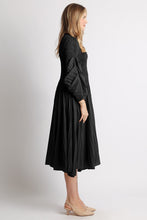 Cargar imagen en el visor de la galería, Flora Bell Midi Dress
