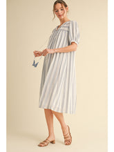 Cargar imagen en el visor de la galería, Lulu Midi Dress
