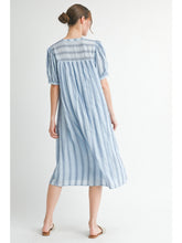 Cargar imagen en el visor de la galería, Lulu Midi Dress
