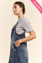 Cargar imagen en el visor de la galería, Remy Denim Overall Dress
