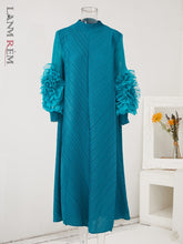 Cargar imagen en el visor de la galería, Stephanie Maxi Pleated Dress
