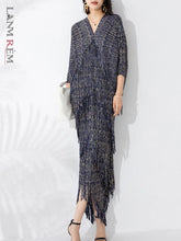 Cargar imagen en el visor de la galería, Penelope Tassel Midi Dress
