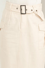 Cargar imagen en el visor de la galería, Professional Poise Buckled Belt Cargo Skirt
