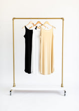 Load image into Gallery viewer, Women&#39;s Full Slip
